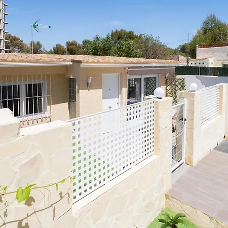 Alma Con Terreno Privado Y Parking Compartido - A 800m De Playa Poniente *