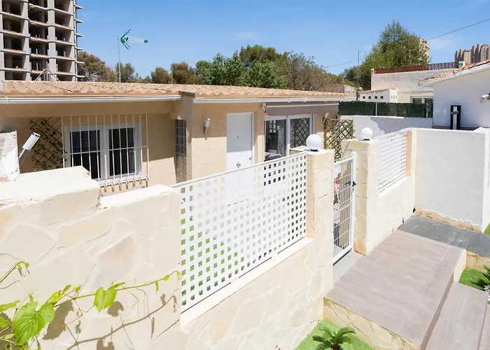 Alma Con Terreno Privado Y Parking Compartido - A 800m De Playa Poniente *